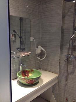Lushang Tianjie Quick Hotel Jiujiang  Eksteriør billede
